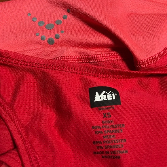 REI Salmon Pink Racerback Running Active Top - Picture 8 of 8